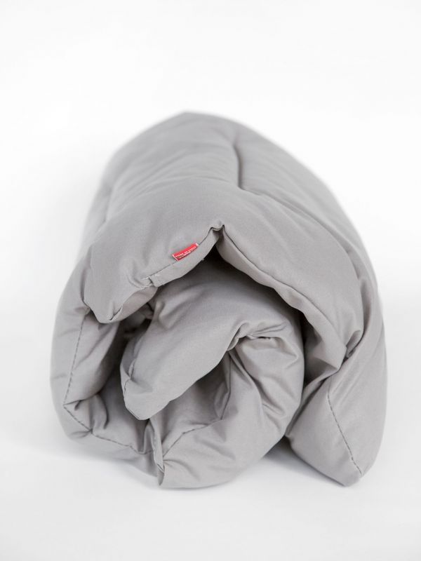Fiam Amigo heldekkende pute grå